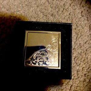 Pill purse container